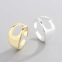 Nieregularne błyszczące pierścienie