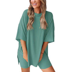 Luźny, swobodny dwuczęściowy komplet