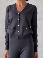 Damski garnitur z dzianinowymi spodniami w jednolitym kolorze