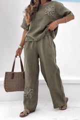 Komplet dwuczęściowy z haftem kwiatowym w jednolitym kolorze