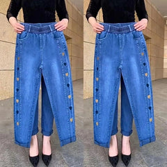 🔥Gorąca wyprzedaż 🔥 Damskie jeansy o wysokiej rozciągliwości z haftowanym wzorem w serca