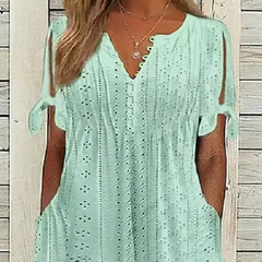 Elegancka damska sukienka z dekoltem w szpic