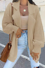 Dzianinowy kardigan średniej długości z kołnierzykiem