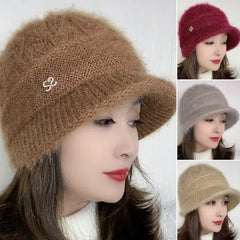 💌 Ciepły towarzysz zimą: ciepła czapka wełniana z dzianiny 🧶