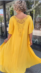 🌺2025 Nowa modna jednokolorowa sukienka w stylu etnicznym z koronką i dużą spódnicą