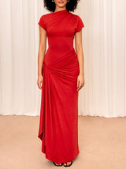 Elegancka damska sukienka z krótkim rękawem i rozcięciem