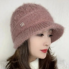 💌 Ciepły towarzysz zimą: ciepła czapka wełniana z dzianiny 🧶