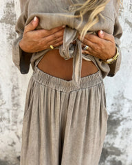 Koszula casualowa w jednolitym kolorze, dwuczęściowy garnitur z szerokimi nogawkami