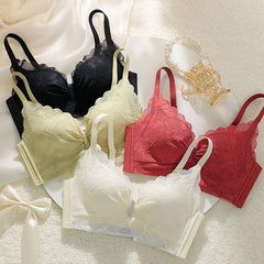 Wygodny, koronkowy biustonosz bez fiszbin