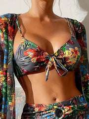 Trzyczęściowy damski komplet bikini z dekoltem w serek i kwiatowym nadrukiem