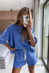 Jednokolorowy, okrągły dekolt, krótki rękaw, elastyczne spodenki, dwuczęściowy zestaw