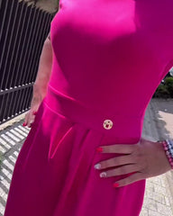 Sukienka z krótkim rękawem i półgolfem