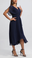 Sukienka damska z dekoltem w serek i szyfonowym łączeniem