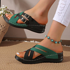 🔥2025 Gorąca wyprzedaż 50% ZNIŻKI - Damskie modne sandały ortopedyczne z klamrą na grubym dnie