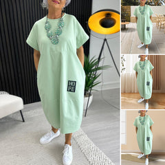 Sukienka z krótkim rękawem i kieszeniami