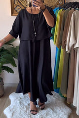 Sukienka na szelkach w jednolitym kolorze. Dwuczęściowy zestaw damski