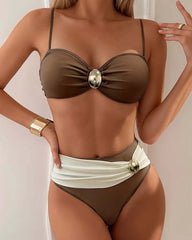 Seksowne, modne dwuczęściowe bikini