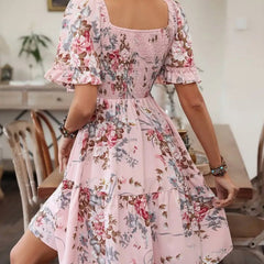 Elegancka, szturmowa sukienka z kwadratowym dekoltem i kwiatową naciskiem dla kobiet